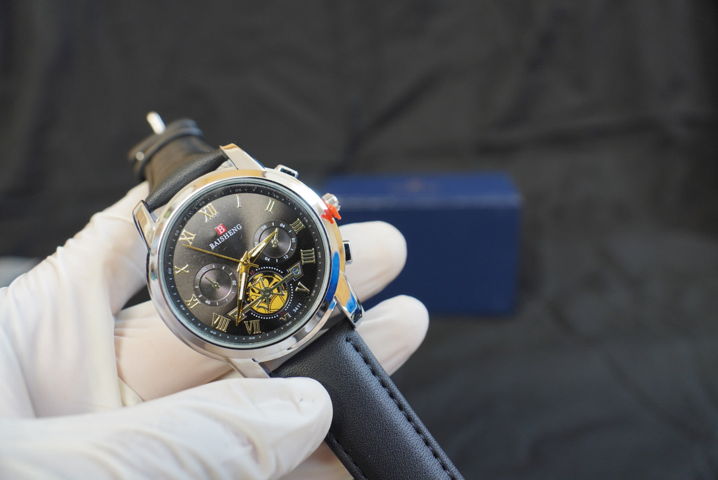 Men Premium Straps Watch